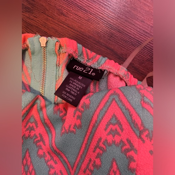 Rue21 strapless formal shirt - Picture 2 of 3